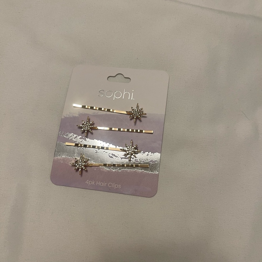 Hair accessories for women 2 set of pins.  Gold color.